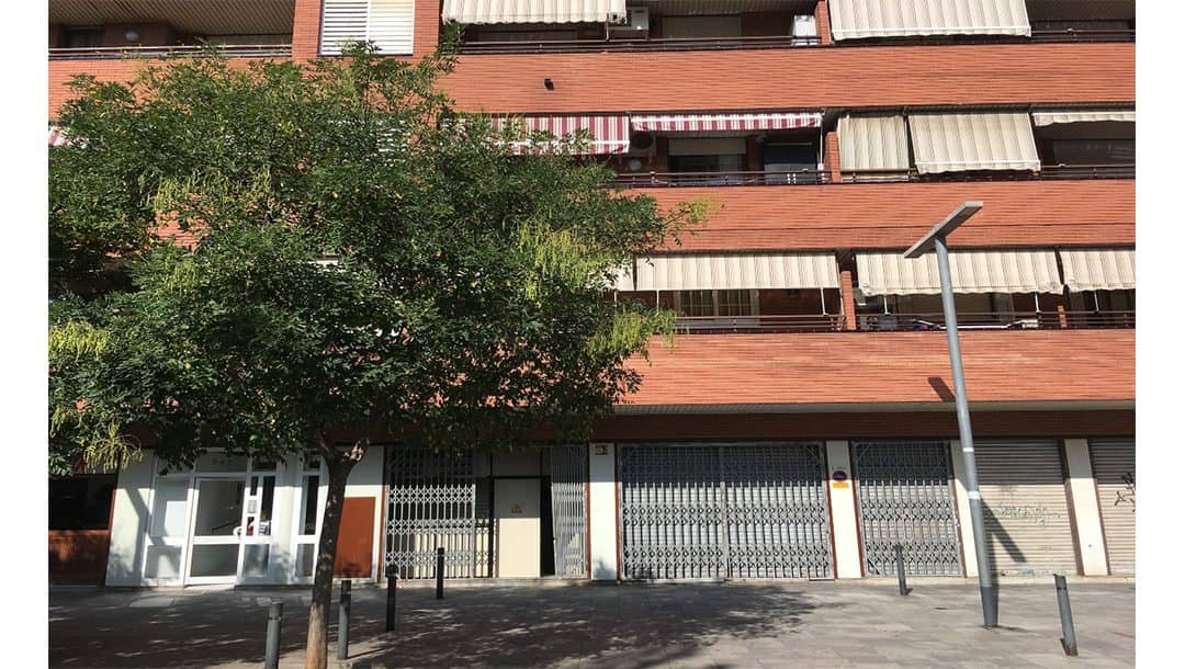Local 1B en Avinguda de les Corts Catalanes 541 (Sant Adrià de Besós)