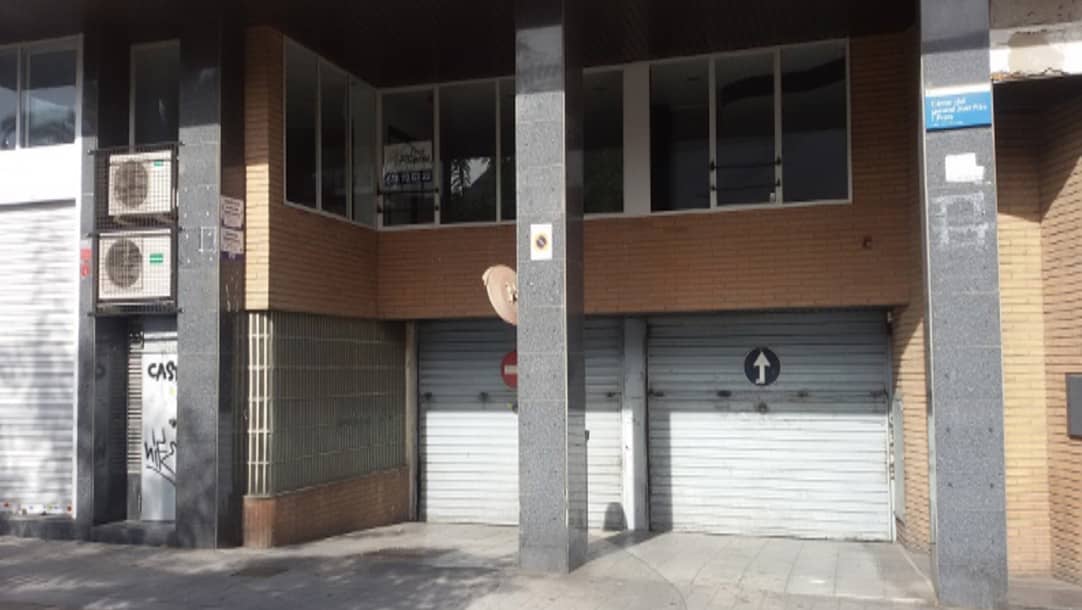 Parking en alquiler en Cornellà de Llobregat, Ctra. Esplugues 47